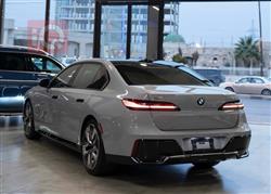 بي ام دبليو الفئة 7